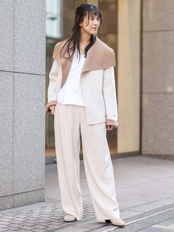 BANANA REPUBLIC ベージュ　セットアップ ベージュのセットアップスタイルのスタイリング | BANANA