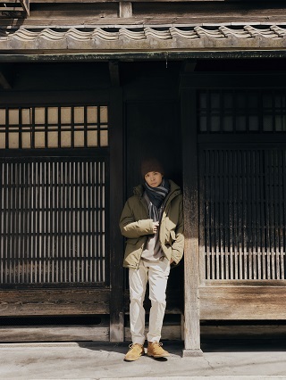 【新品未使用】岸優太フィギュア、バナリパトートバッグ 新品未使用】岸優太フィギュア、バナリパトートバッグ 写真集